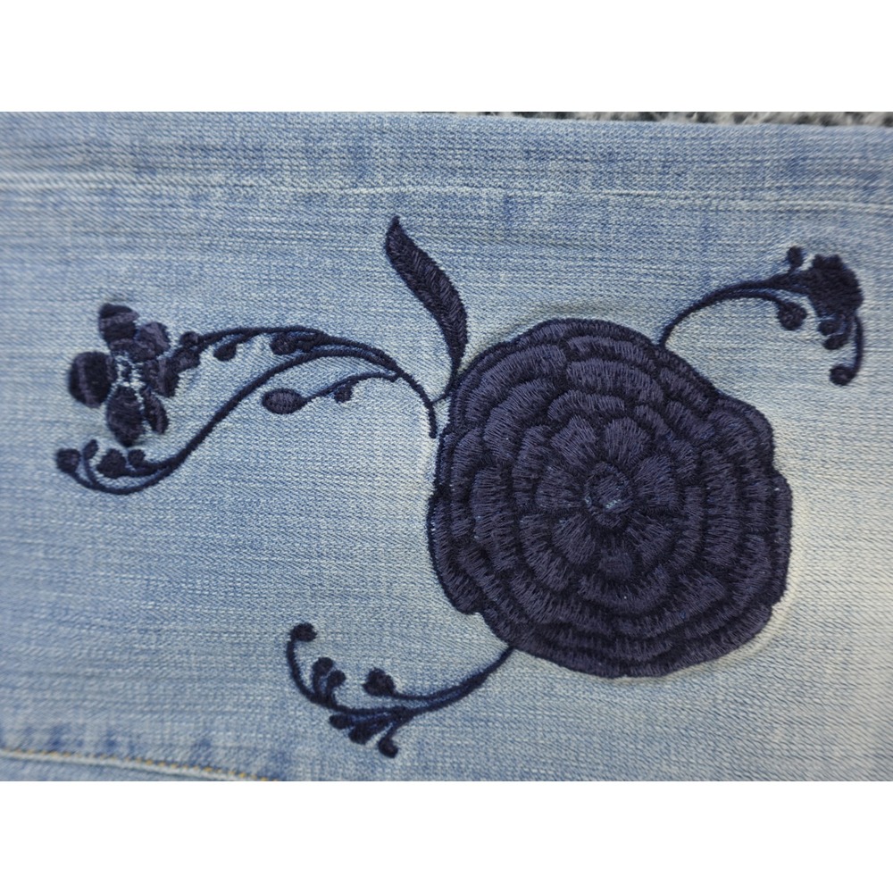 Pilcro‎ Hyphen 28 Womens Light Wash Embroidered Flower Skinny Jeans Size 28 - Picture 6 of 15